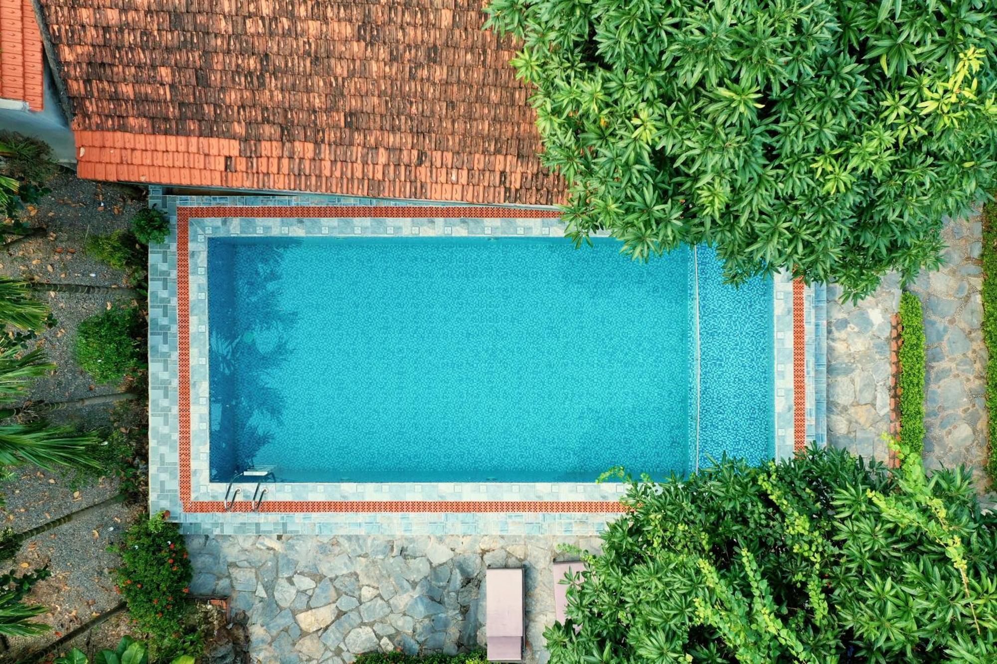 Cozy Beer Garden Homestay ニンビン エクステリア 写真
