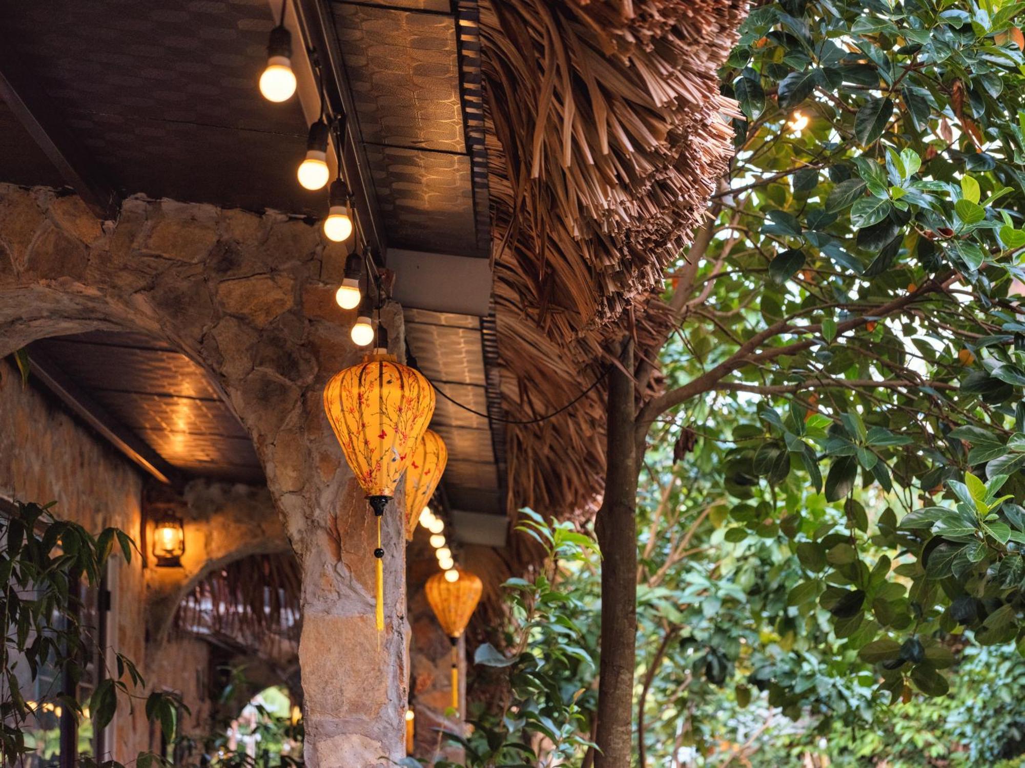 Cozy Beer Garden Homestay ニンビン エクステリア 写真