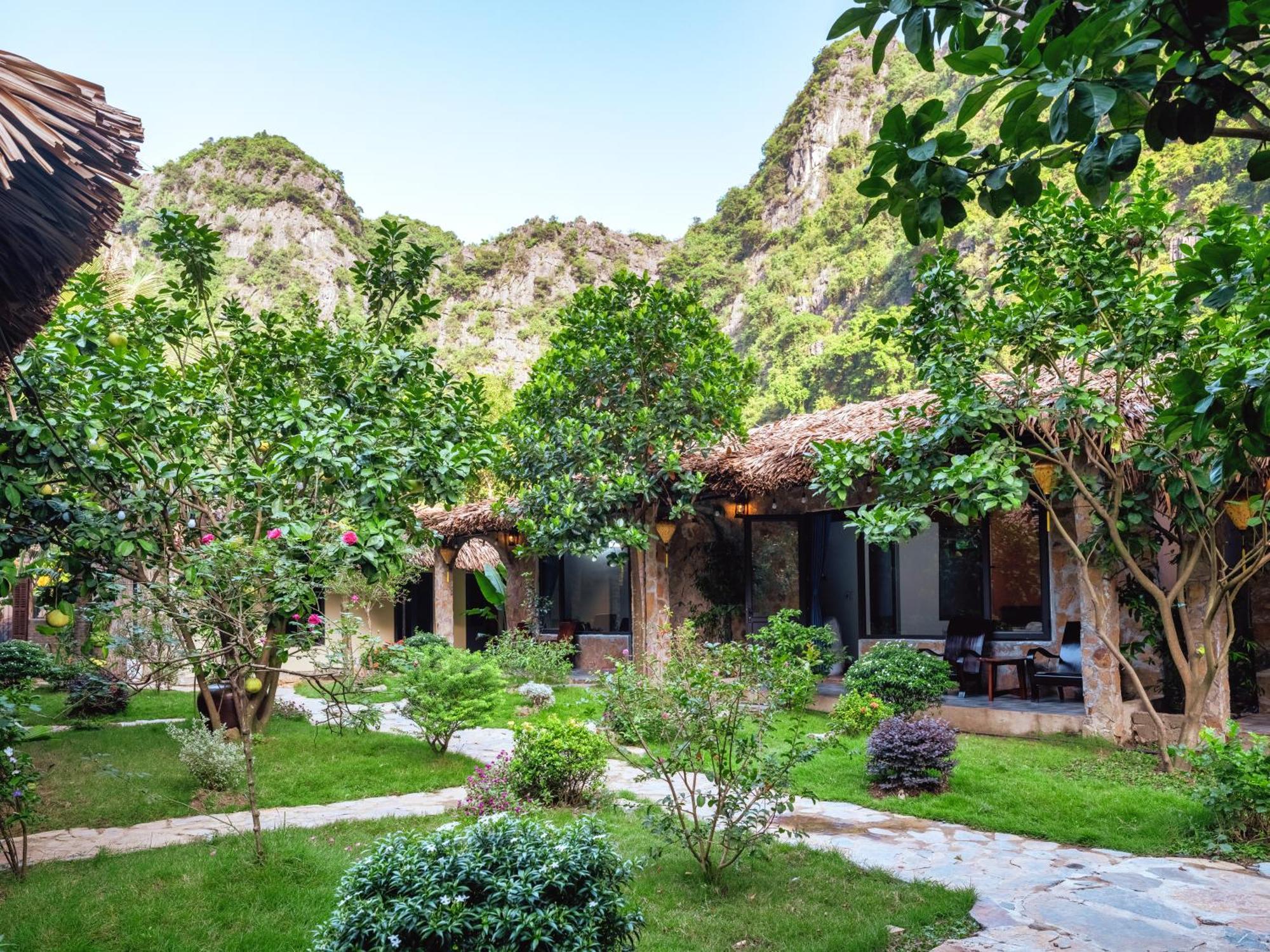 Cozy Beer Garden Homestay ニンビン エクステリア 写真