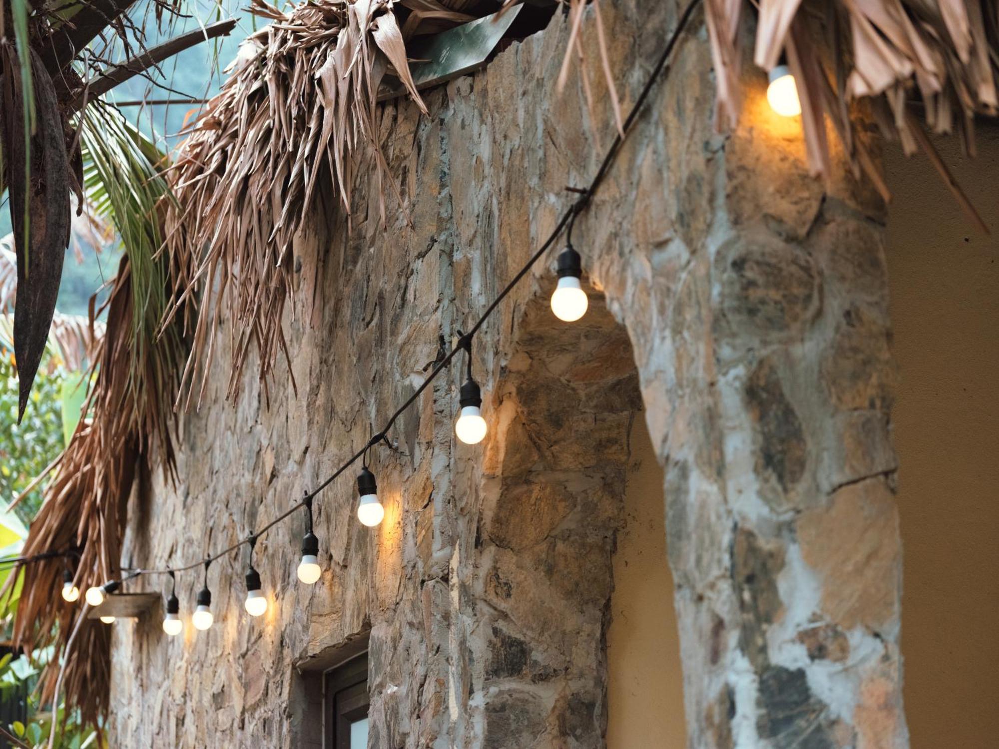 Cozy Beer Garden Homestay ニンビン エクステリア 写真